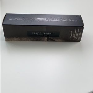 Fenty Beauty - Foundation